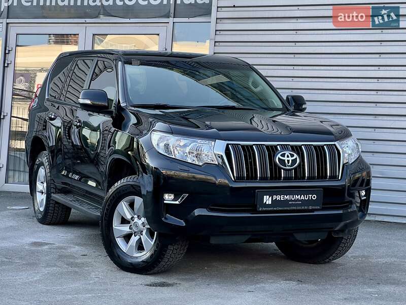 Позашляховик / Кросовер Toyota Land Cruiser Prado 2019 в Києві