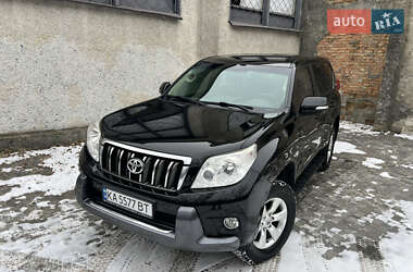 Позашляховик / Кросовер Toyota Land Cruiser Prado 2011 в Києві