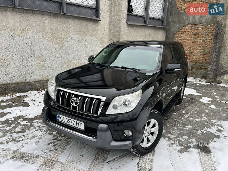 Toyota Land Cruiser Prado 2011