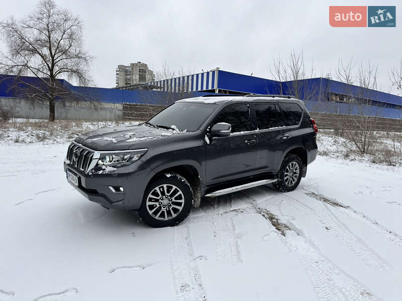 Внедорожник / Кроссовер Toyota Land Cruiser Prado 2018 в Сумах