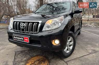 Внедорожник / Кроссовер Toyota Land Cruiser Prado 2012 в Киеве