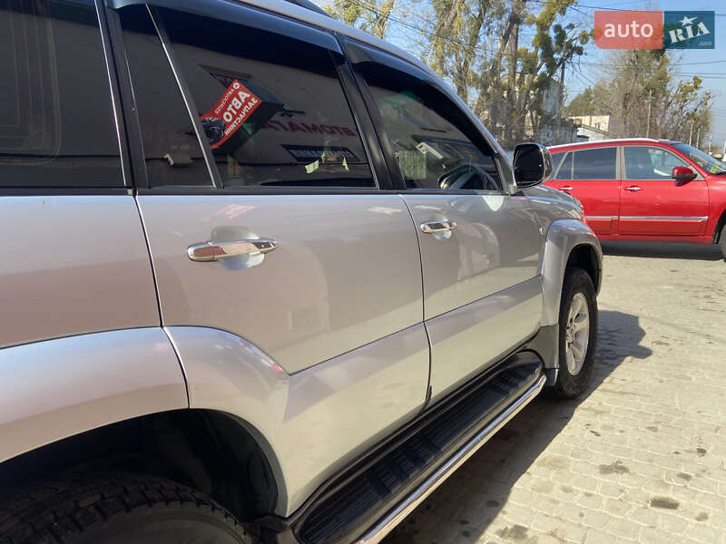 Внедорожник / Кроссовер Toyota Land Cruiser Prado 2003 в Киеве