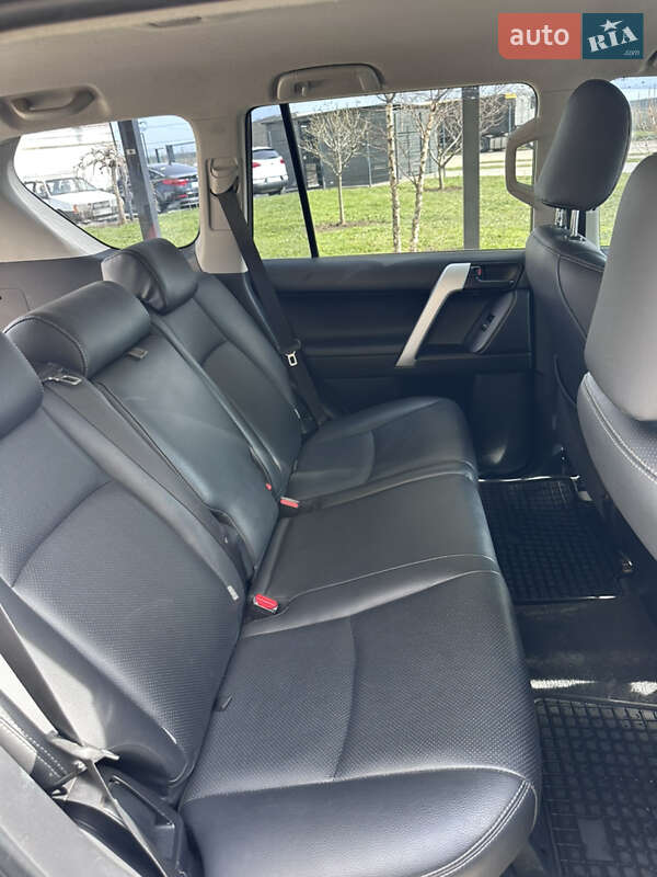 Внедорожник / Кроссовер Toyota Land Cruiser Prado 2014 в Одессе