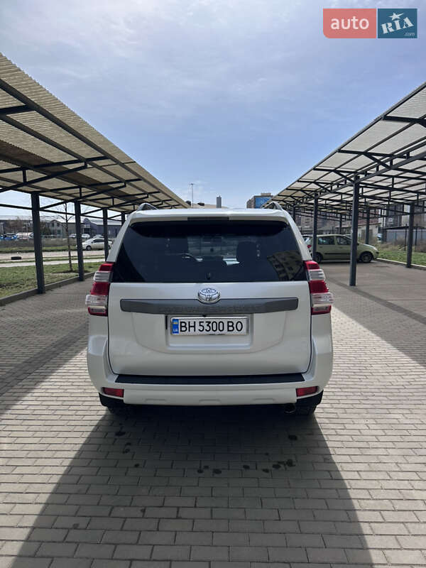 Внедорожник / Кроссовер Toyota Land Cruiser Prado 2014 в Одессе