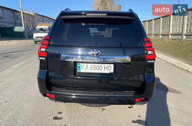 Внедорожник / Кроссовер Toyota Land Cruiser Prado 2022 в 