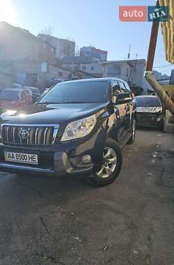 Позашляховик / Кросовер Toyota Land Cruiser Prado 2010 в 