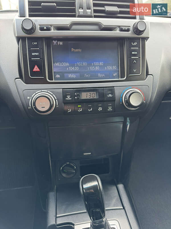 Позашляховик / Кросовер Toyota Land Cruiser Prado 2013 в Броварах
