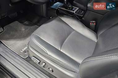 Внедорожник / Кроссовер Toyota Land Cruiser Prado 2022 в 