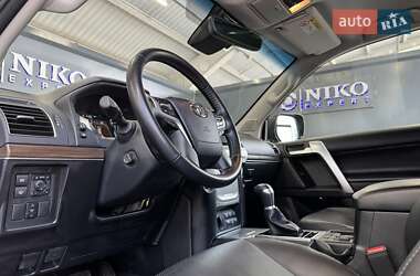 Внедорожник / Кроссовер Toyota Land Cruiser Prado 2022 в 