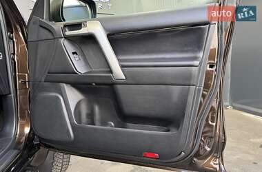 Внедорожник / Кроссовер Toyota Land Cruiser Prado 2022 в 