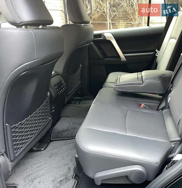Позашляховик / Кросовер Toyota Land Cruiser Prado 2022 в Ірпені
