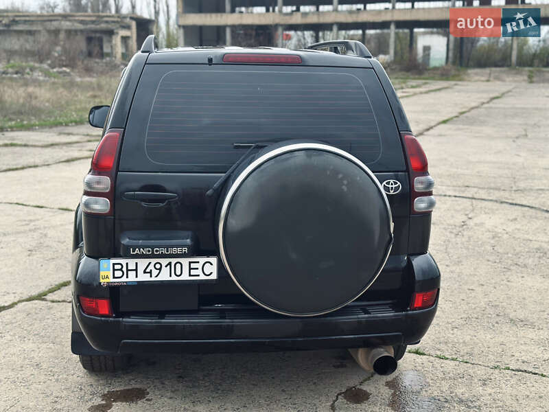 Внедорожник / Кроссовер Toyota Land Cruiser Prado 2003 в Подольске