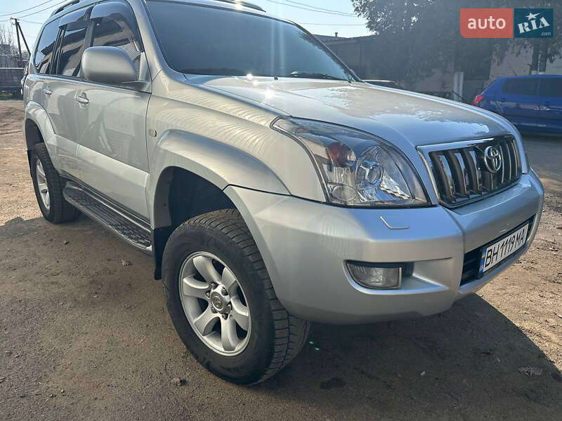 Внедорожник / Кроссовер Toyota Land Cruiser Prado 2008 в 