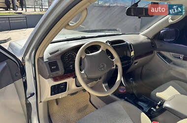 Внедорожник / Кроссовер Toyota Land Cruiser Prado 2006 в 