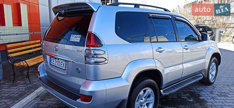 Внедорожник / Кроссовер Toyota Land Cruiser Prado 2005 в Черновцах
