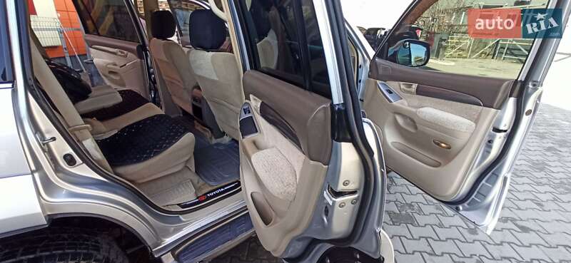Внедорожник / Кроссовер Toyota Land Cruiser Prado 2005 в Черновцах