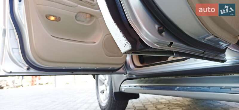 Внедорожник / Кроссовер Toyota Land Cruiser Prado 2005 в Черновцах