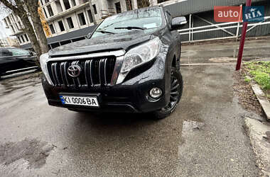 Позашляховик / Кросовер Toyota Land Cruiser Prado 2013 в 