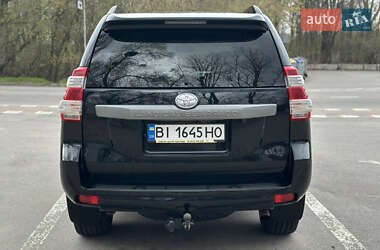 Внедорожник / Кроссовер Toyota Land Cruiser Prado 2017 в 