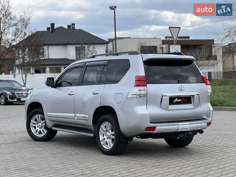 Внедорожник / Кроссовер Toyota Land Cruiser Prado 2010 в Одессе