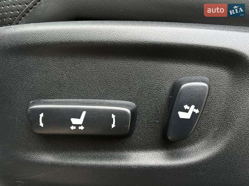 Внедорожник / Кроссовер Toyota Land Cruiser Prado 2010 в Одессе