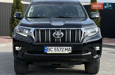 Внедорожник / Кроссовер Toyota Land Cruiser Prado 2019 в 