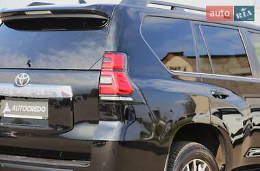 Внедорожник / Кроссовер Toyota Land Cruiser Prado 2023 в 