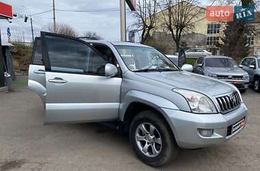 Внедорожник / Кроссовер Toyota Land Cruiser Prado 2004 в 