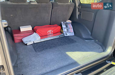 Позашляховик / Кросовер Toyota Land Cruiser Prado 2007 в 