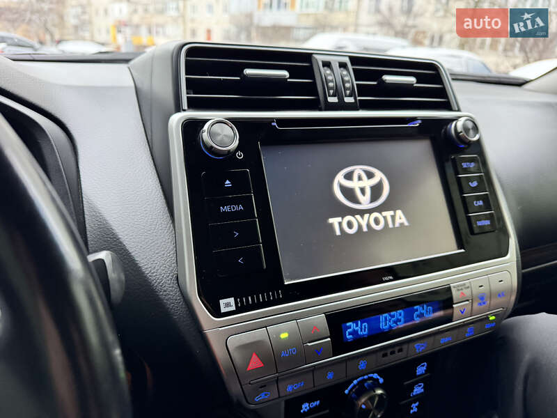 Внедорожник / Кроссовер Toyota Land Cruiser Prado 2018 в Сумах