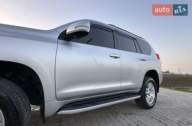 Внедорожник / Кроссовер Toyota Land Cruiser Prado 2010 в 