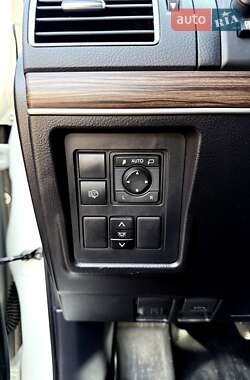 Внедорожник / Кроссовер Toyota Land Cruiser Prado 2020 в 