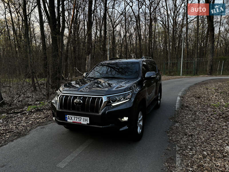 Внедорожник / Кроссовер Toyota Land Cruiser Prado 2022 в Харькове