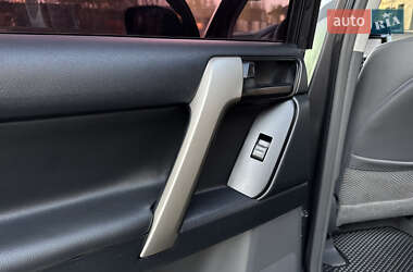 Внедорожник / Кроссовер Toyota Land Cruiser Prado 2014 в 