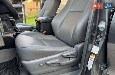 Внедорожник / Кроссовер Toyota Land Cruiser Prado 2014 в 