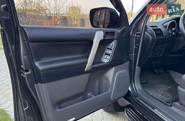 Внедорожник / Кроссовер Toyota Land Cruiser Prado 2014 в 
