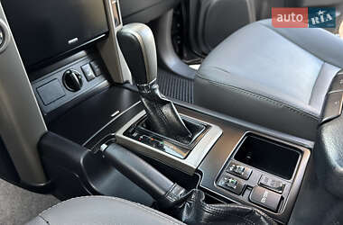 Внедорожник / Кроссовер Toyota Land Cruiser Prado 2014 в 