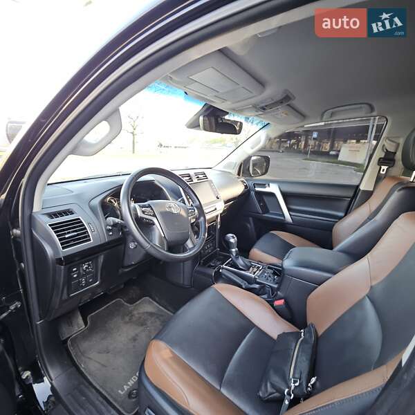 Внедорожник / Кроссовер Toyota Land Cruiser Prado 2023 в Киеве фото 13 Внедорожник / Кроссовер Toyota Land Cruiser Prado 2023 в Киеве