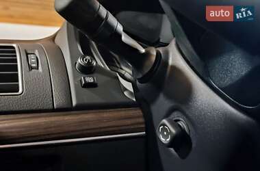 Внедорожник / Кроссовер Toyota Land Cruiser Prado 2019 в 
