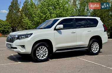 Внедорожник / Кроссовер Toyota Land Cruiser Prado 2014 в 