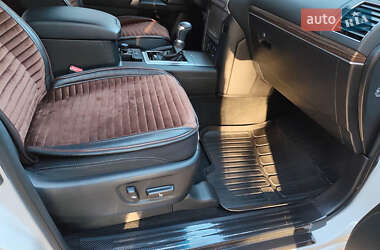 Внедорожник / Кроссовер Toyota Land Cruiser Prado 2021 в 
