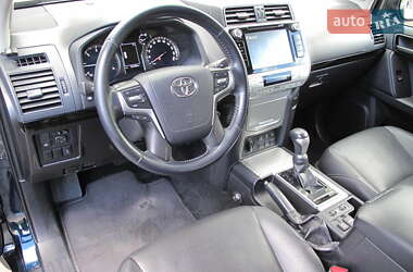 Внедорожник / Кроссовер Toyota Land Cruiser Prado 2018 в 