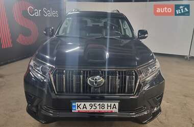 Позашляховик / Кросовер Toyota Land Cruiser Prado 2021 в 