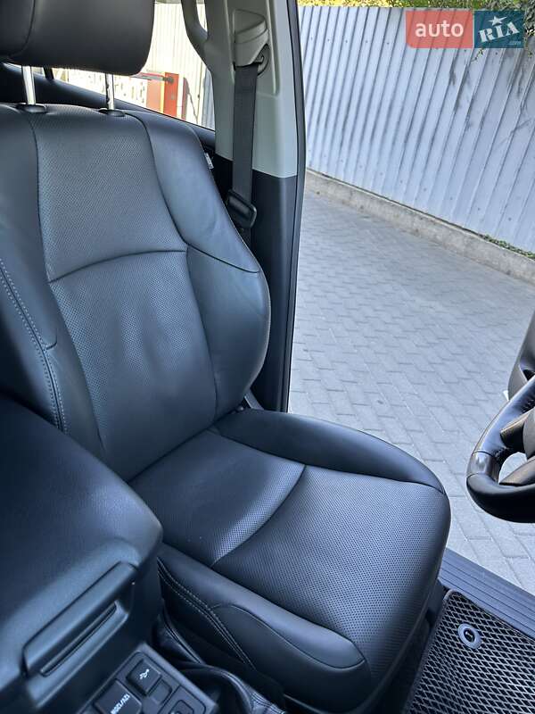 Внедорожник / Кроссовер Toyota Land Cruiser Prado 2020 в Киеве