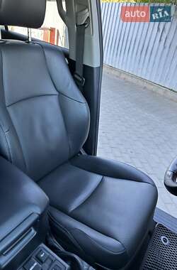 Внедорожник / Кроссовер Toyota Land Cruiser Prado 2020 в 
