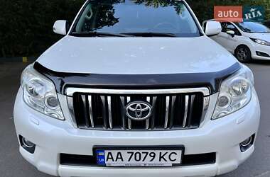Позашляховик / Кросовер Toyota Land Cruiser Prado 2011 в 