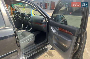 Внедорожник / Кроссовер Toyota Land Cruiser Prado 2006 в 