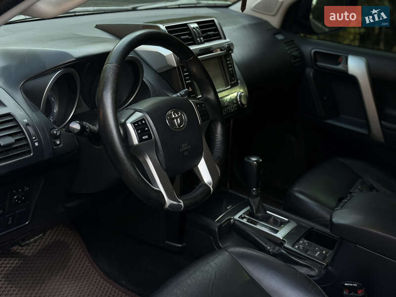 Внедорожник / Кроссовер Toyota Land Cruiser Prado 2014 в Смеле