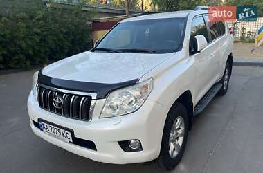 Позашляховик / Кросовер Toyota Land Cruiser Prado 2011 в 