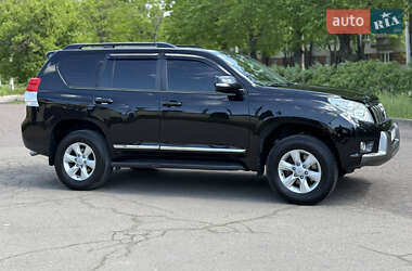 Внедорожник / Кроссовер Toyota Land Cruiser Prado 2011 в 